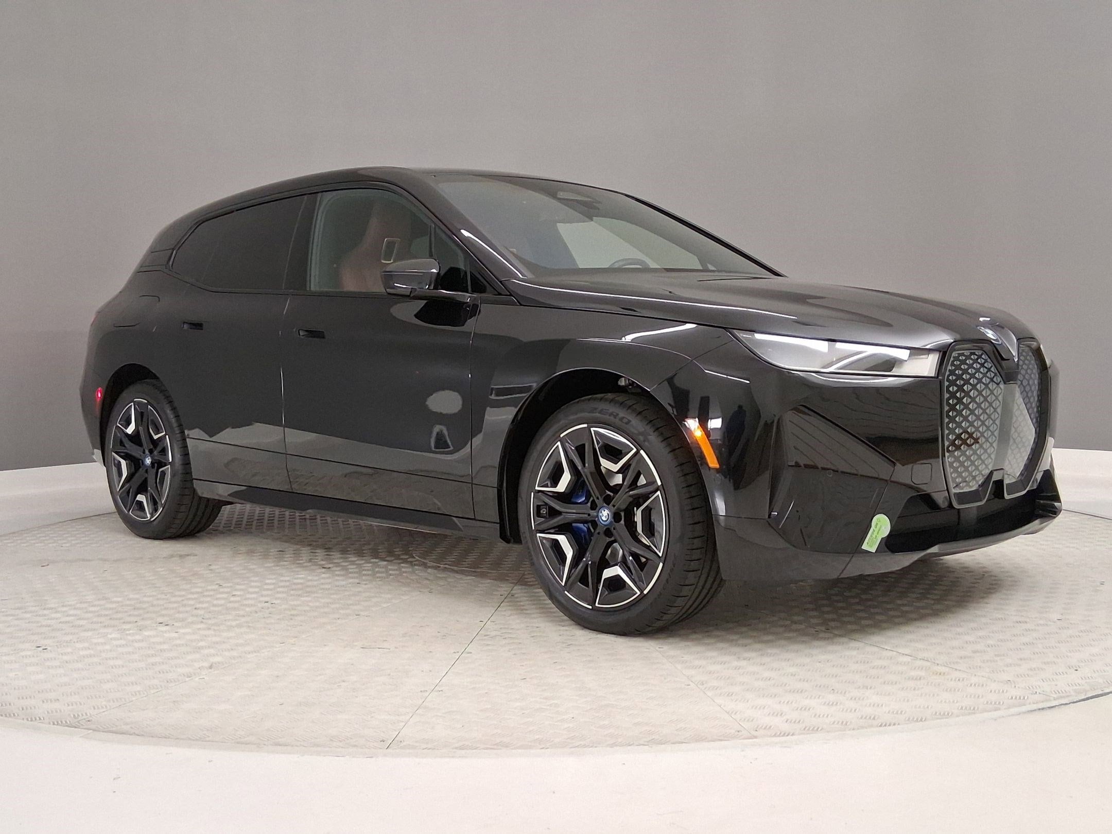 2023 BMW iX xDrive50 photo 4