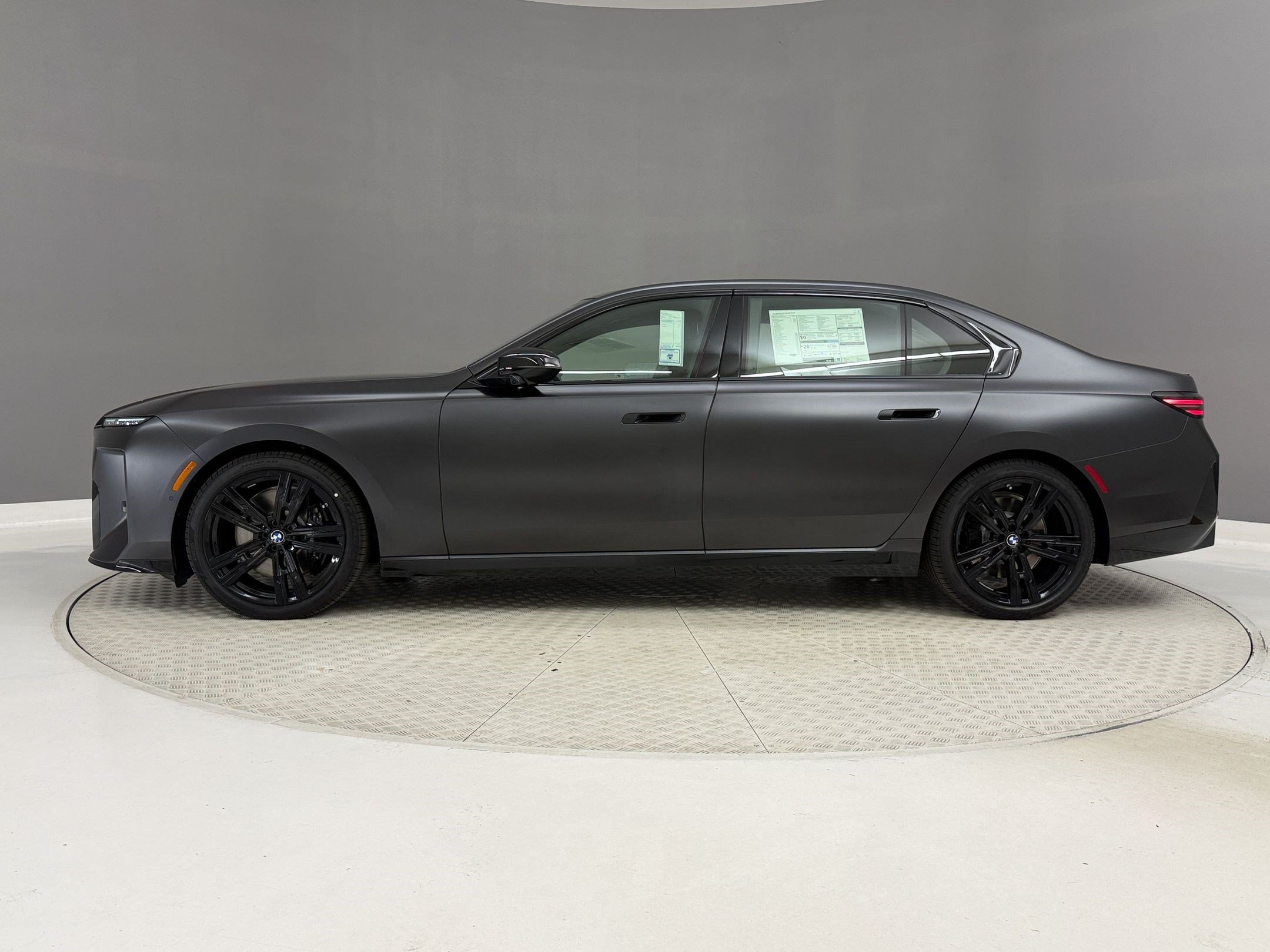 New 2027 BMW 740i Base Sedan