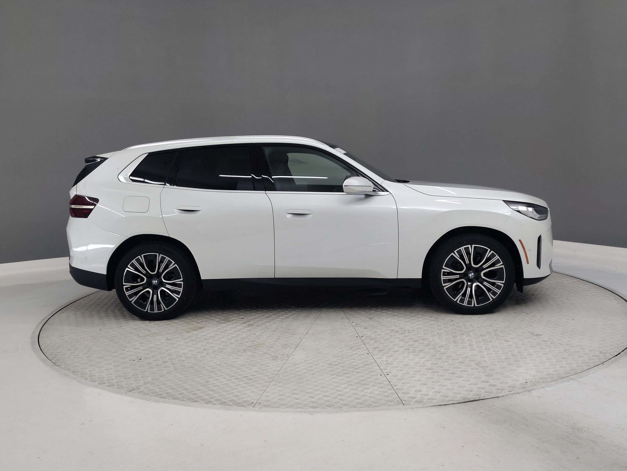 2026 BMW X3 30 xDrive photo 4