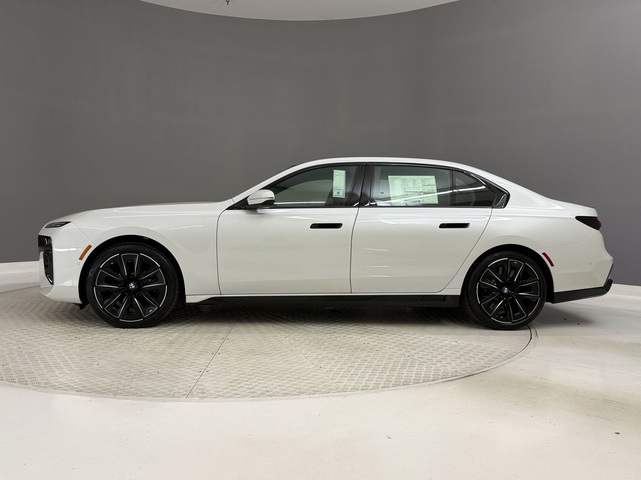 New 2026 BMW 760i xDrive Sedan