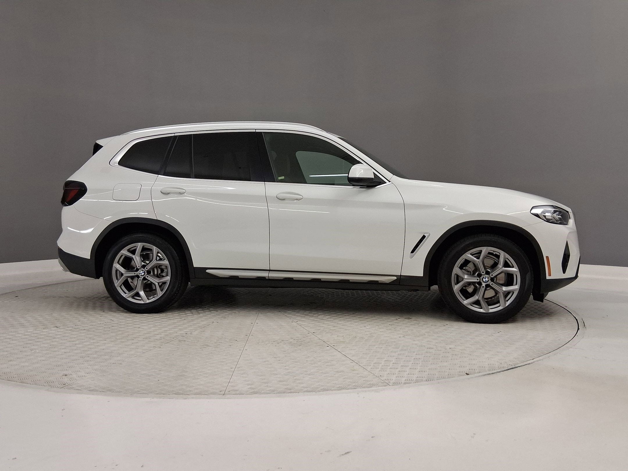 2023 BMW X3 sDrive30i photo 5