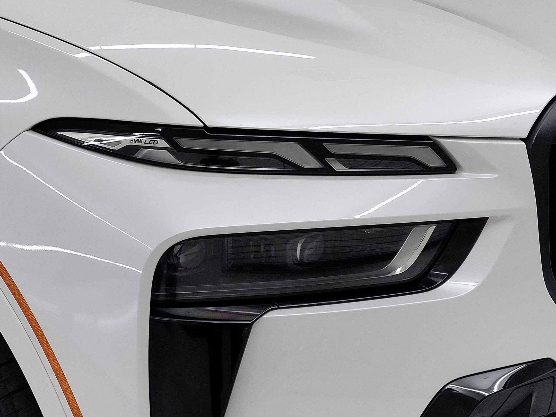 2023 Bmw X7 xDrive40i photo 2