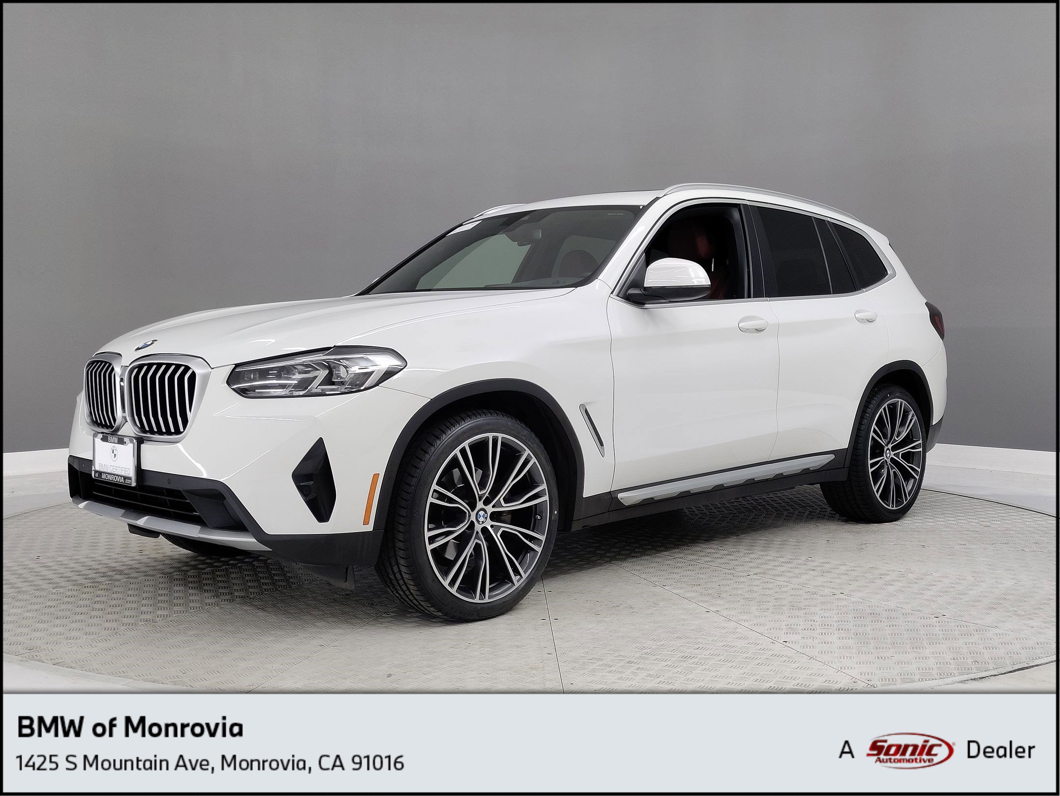 2023 BMW X3 30i's photo