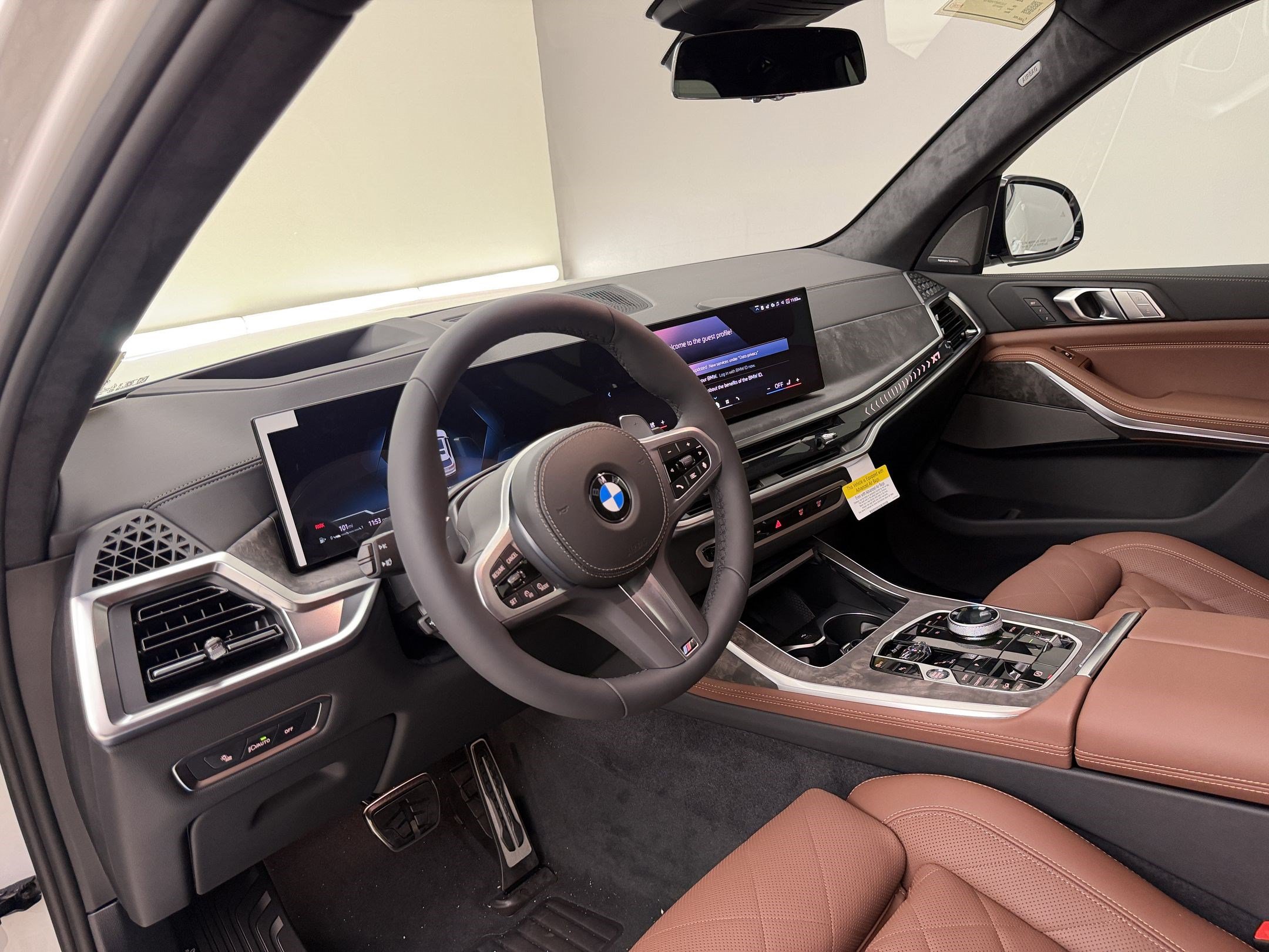 New 2027 BMW X7 xDrive40i SUV