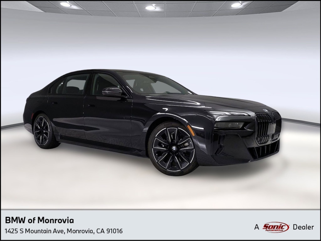 New 2026 BMW 750e xDrive Sedan