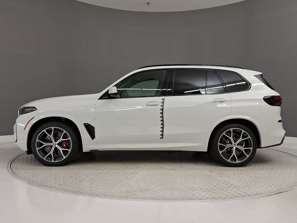 New 2026 BMW X5 PHEV xDrive50e SUV
