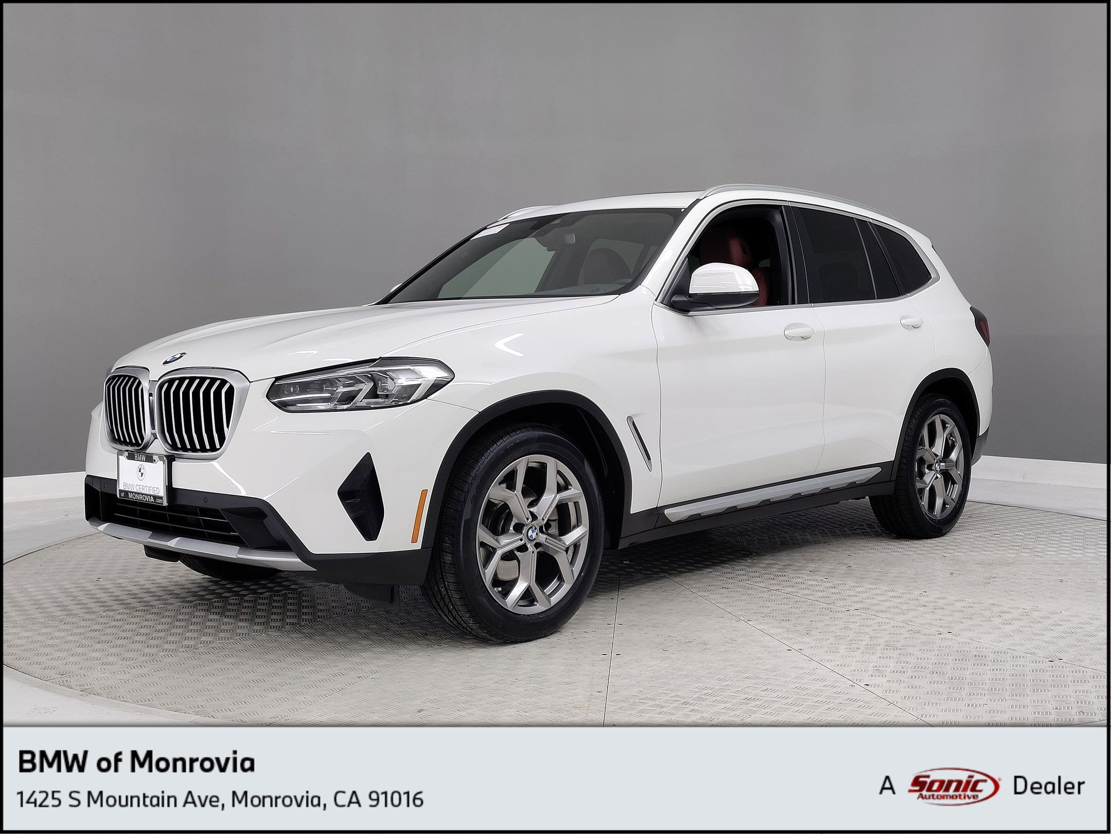 2023 BMW X3 30i's photo