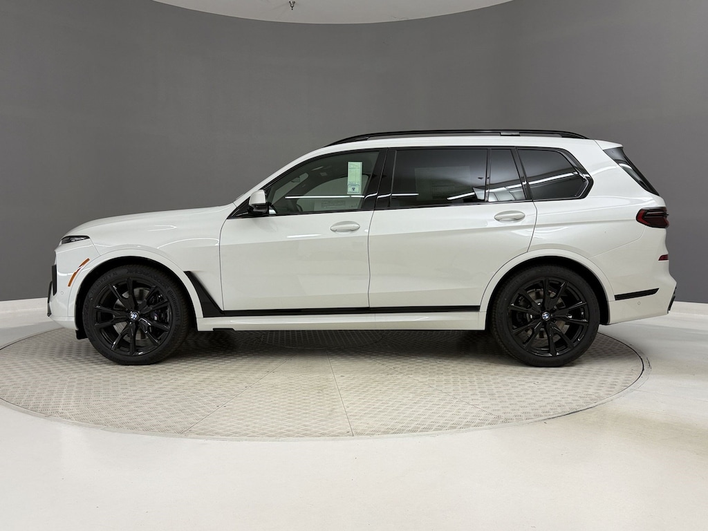 New 2027 BMW X7 xDrive40i SUV