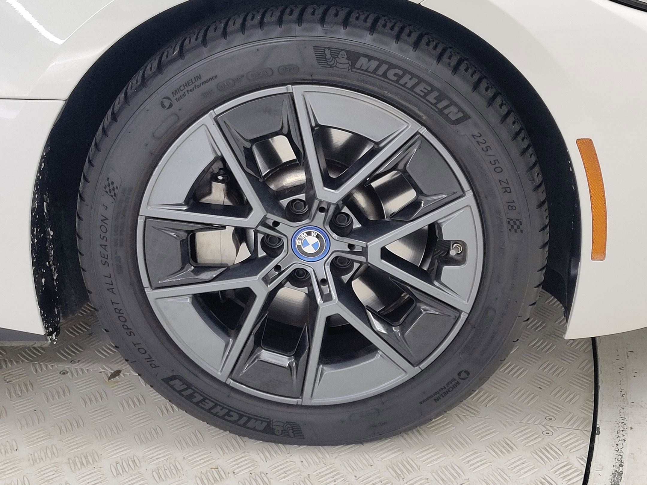 2023 Bmw i4 eDrive40 photo 4