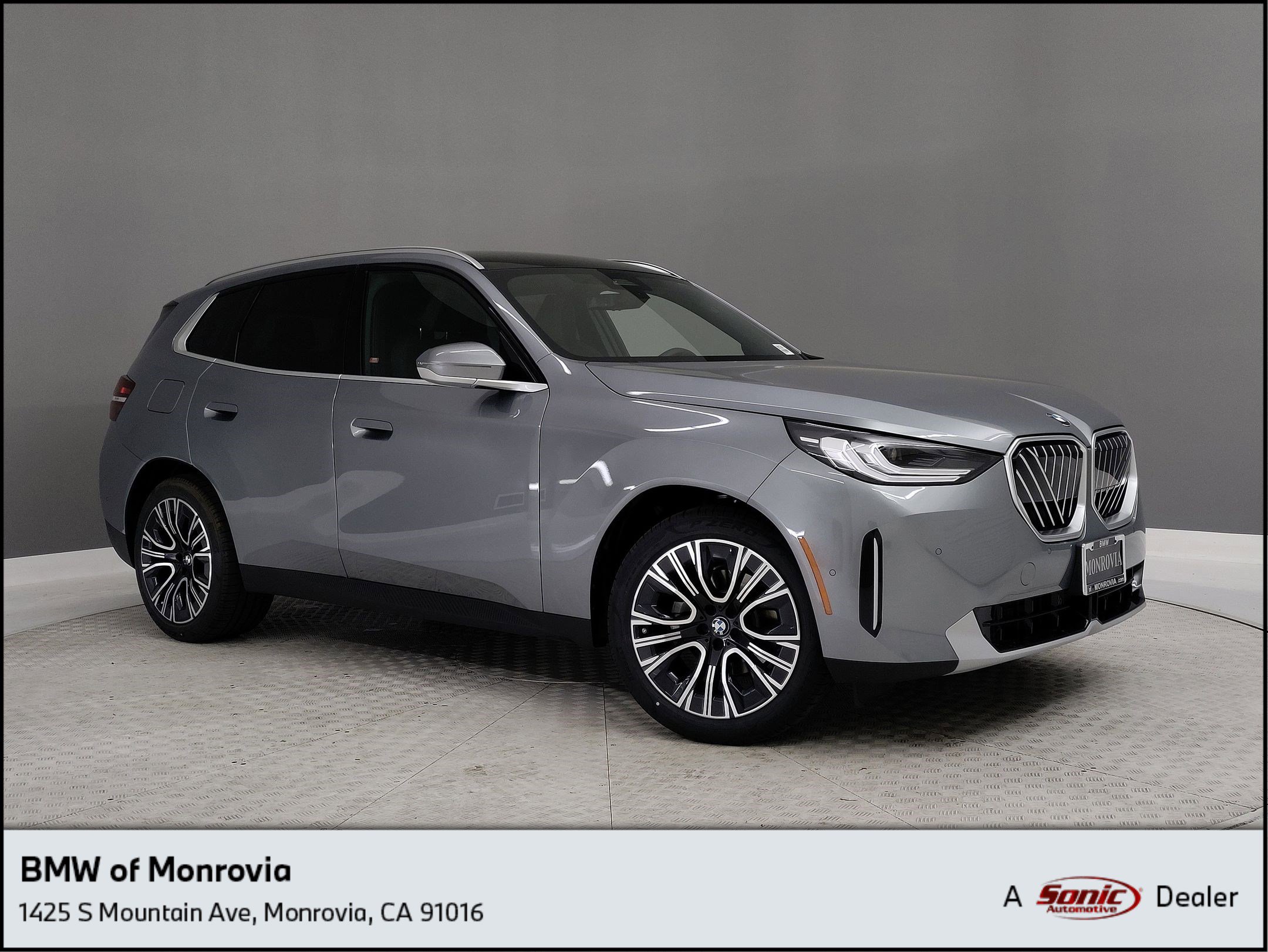 2025 BMW X3 30's photo