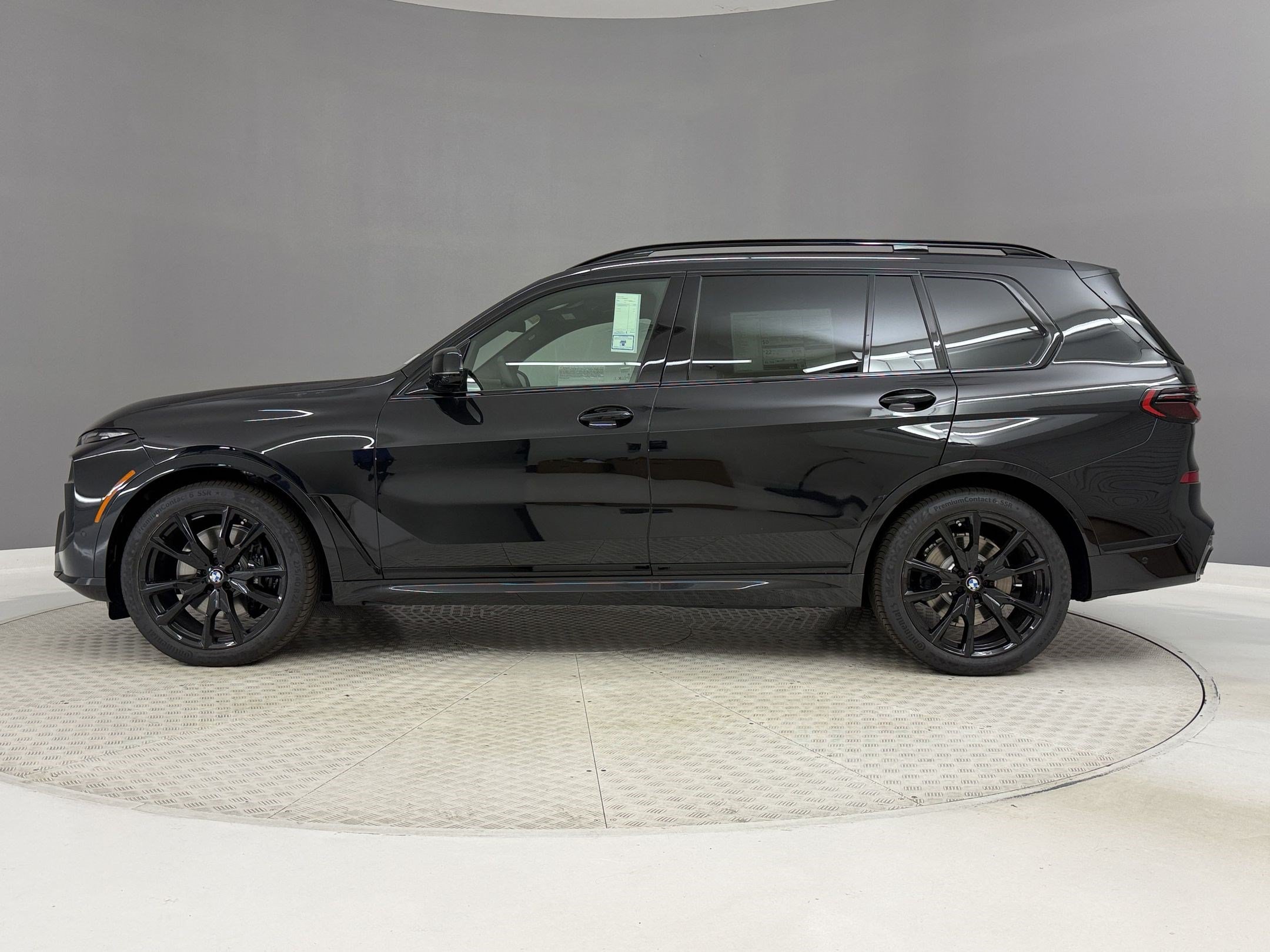 New 2027 BMW X7 xDrive40i SUV
