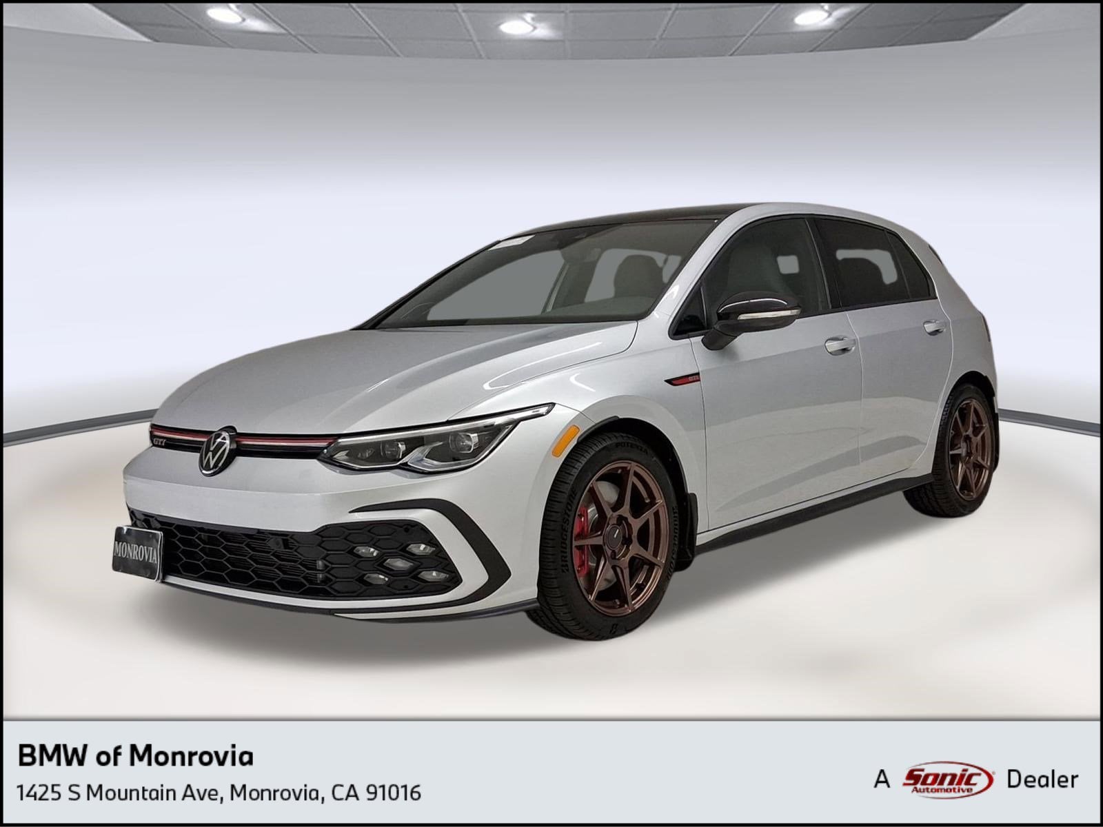 2024 Volkswagen Golf GTI 2.0T 380 SE photo 1