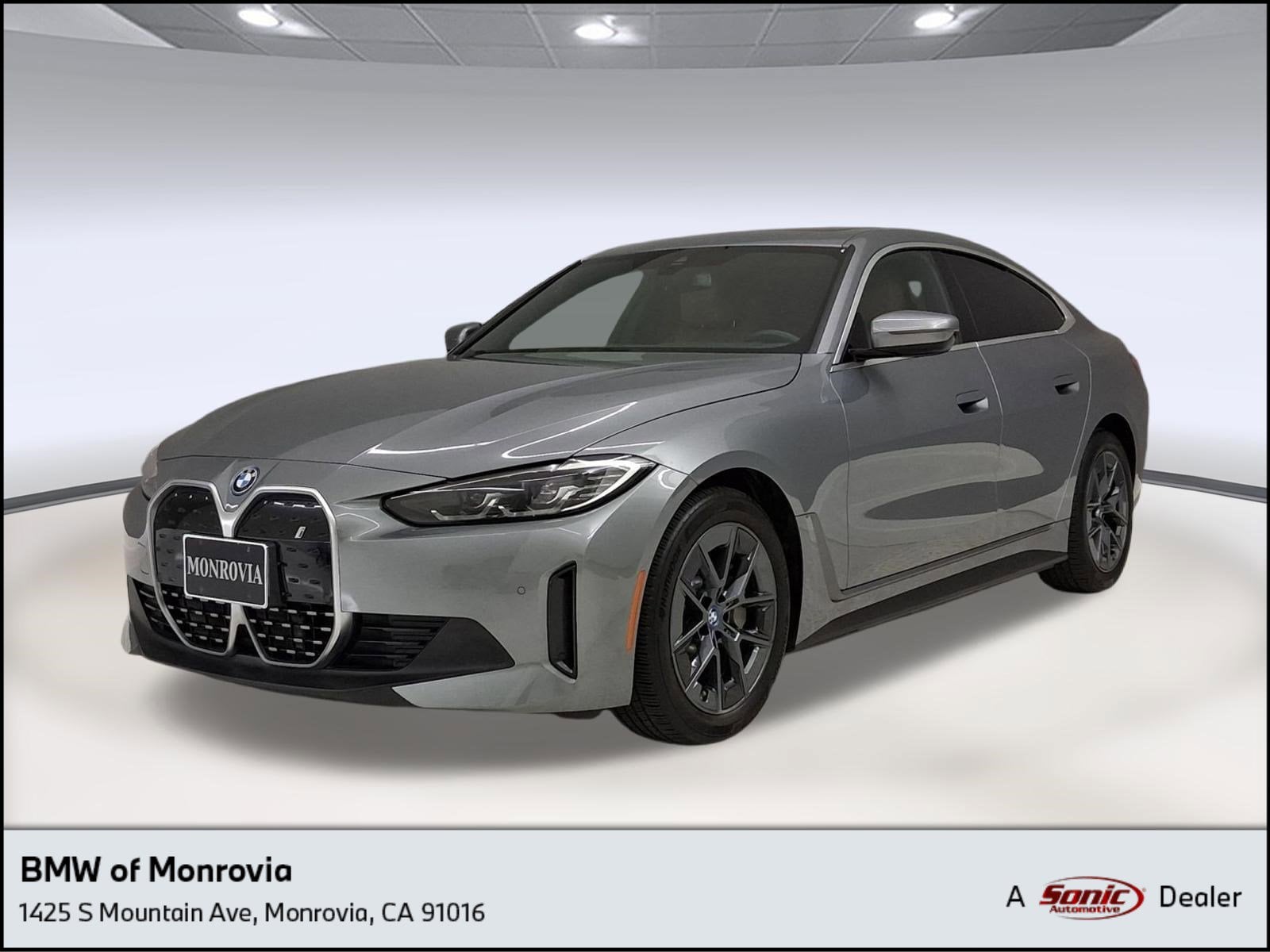 2023 BMW i4 eDrive40's photo