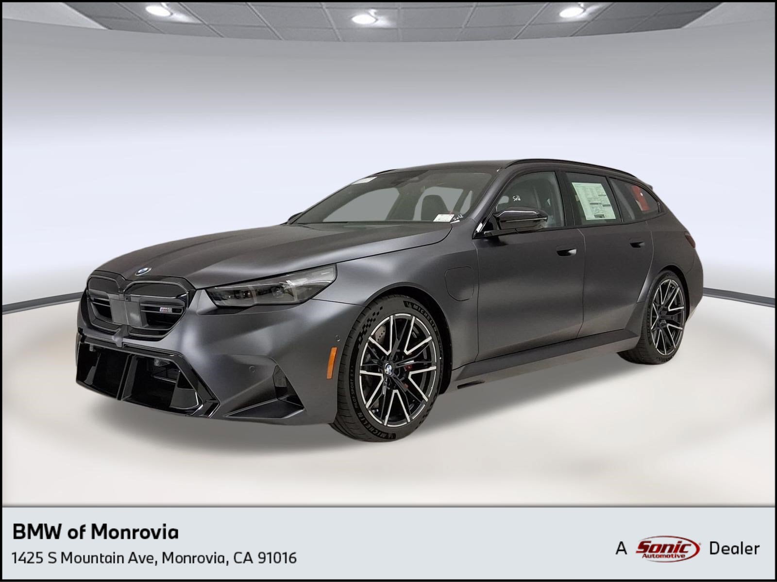 M5 Base Touring
