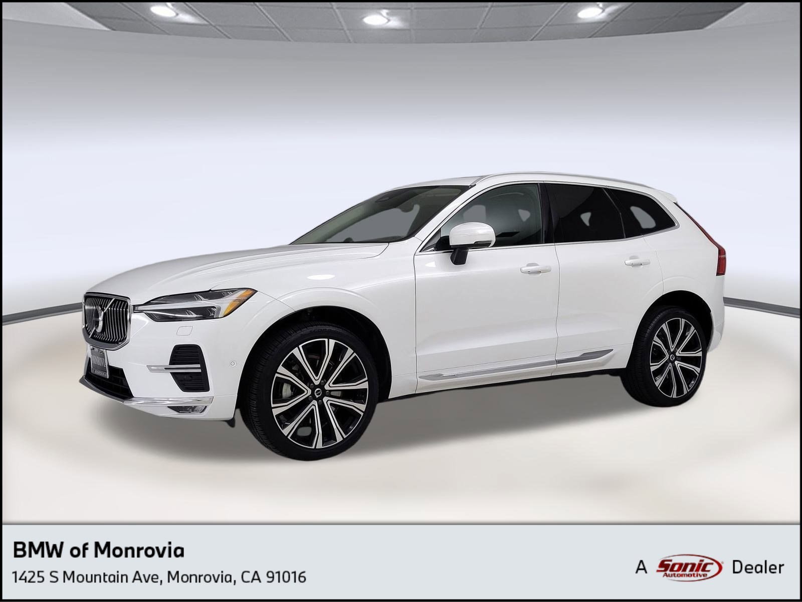 2023 Volvo XC60 Ultimate's photo