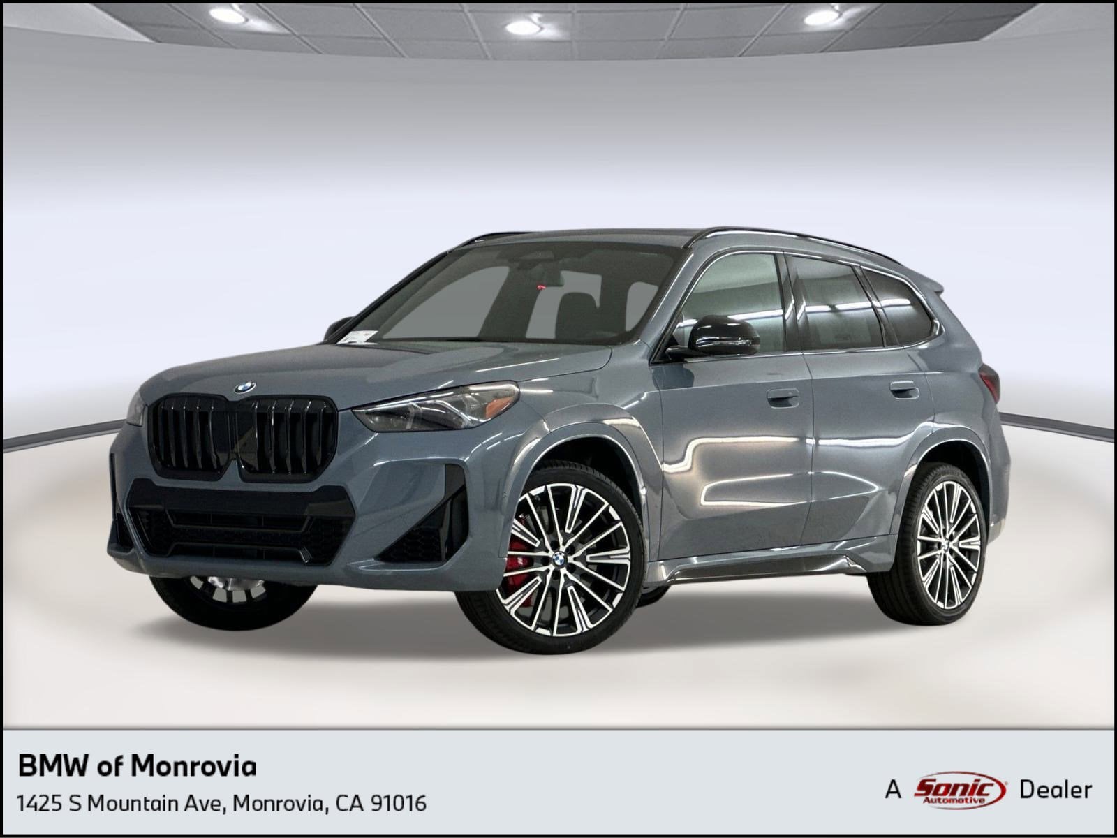 2026 BMW X1 28i's photo