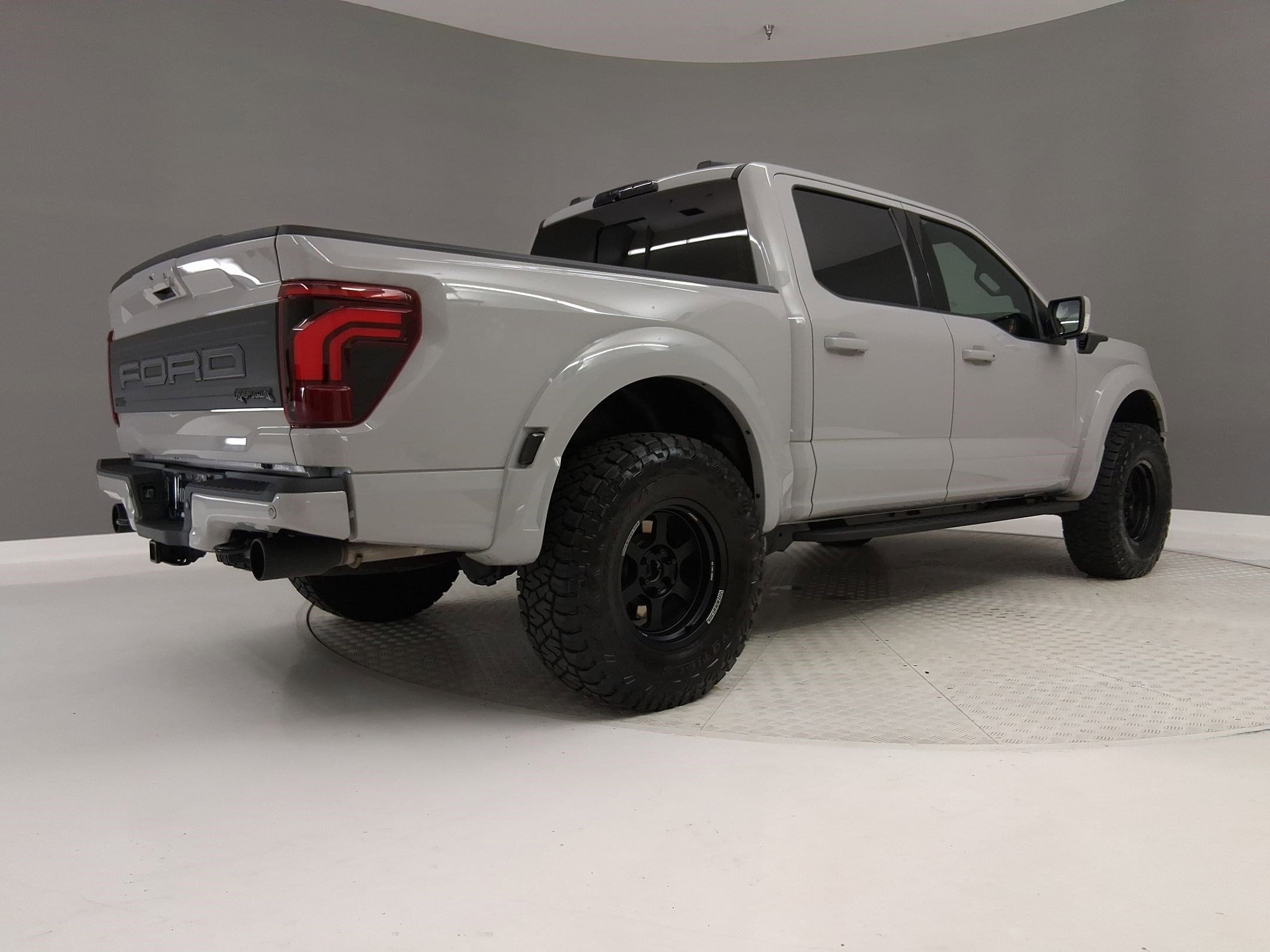 2024 Ford F-150 Raptor photo 6
