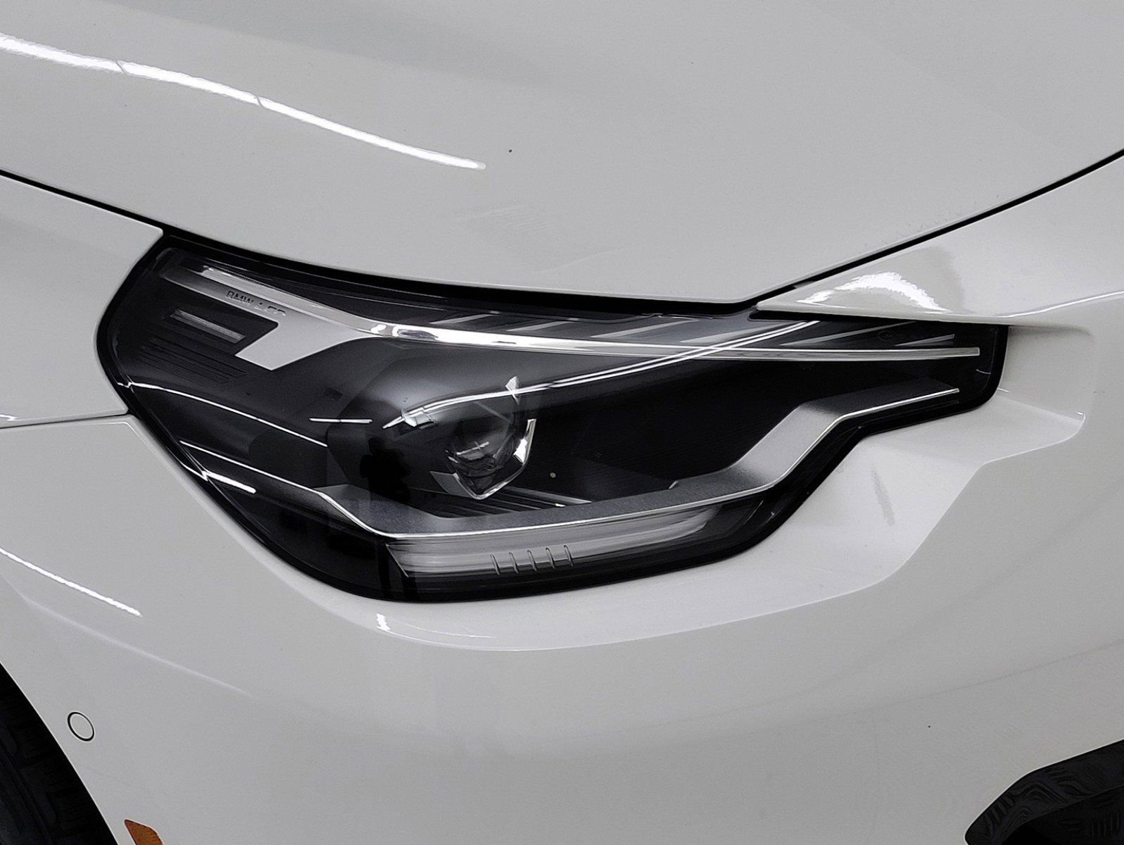 2025 Bmw 230i Coupe photo 3