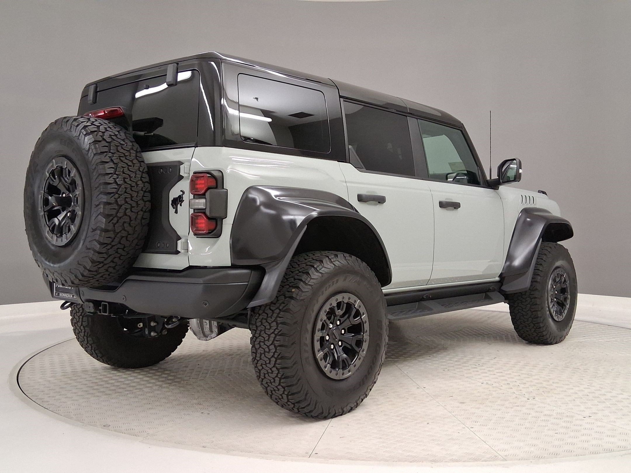 Bronco Raptor SUV