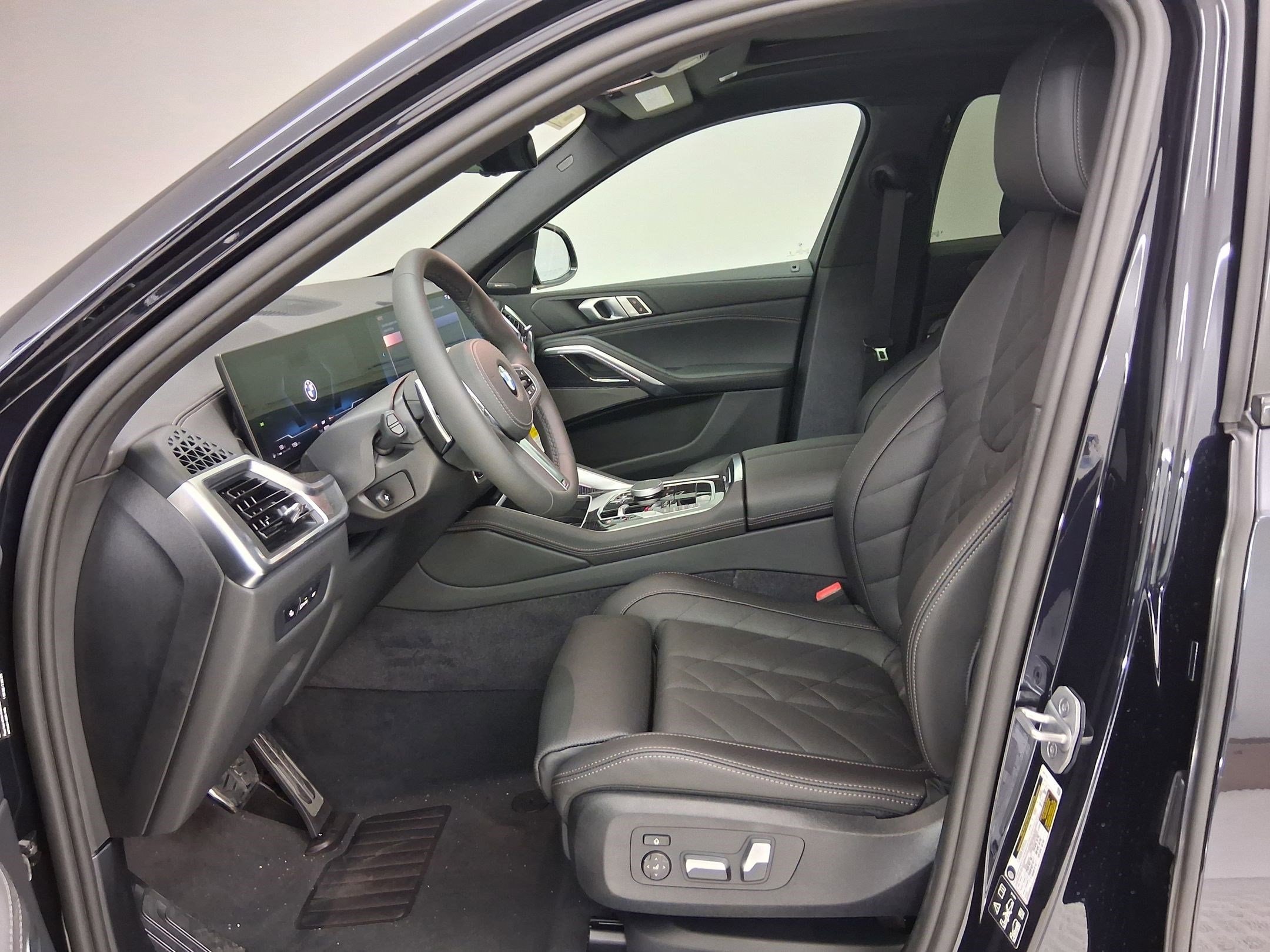 2027 BMW X6 XDrive40i SUV