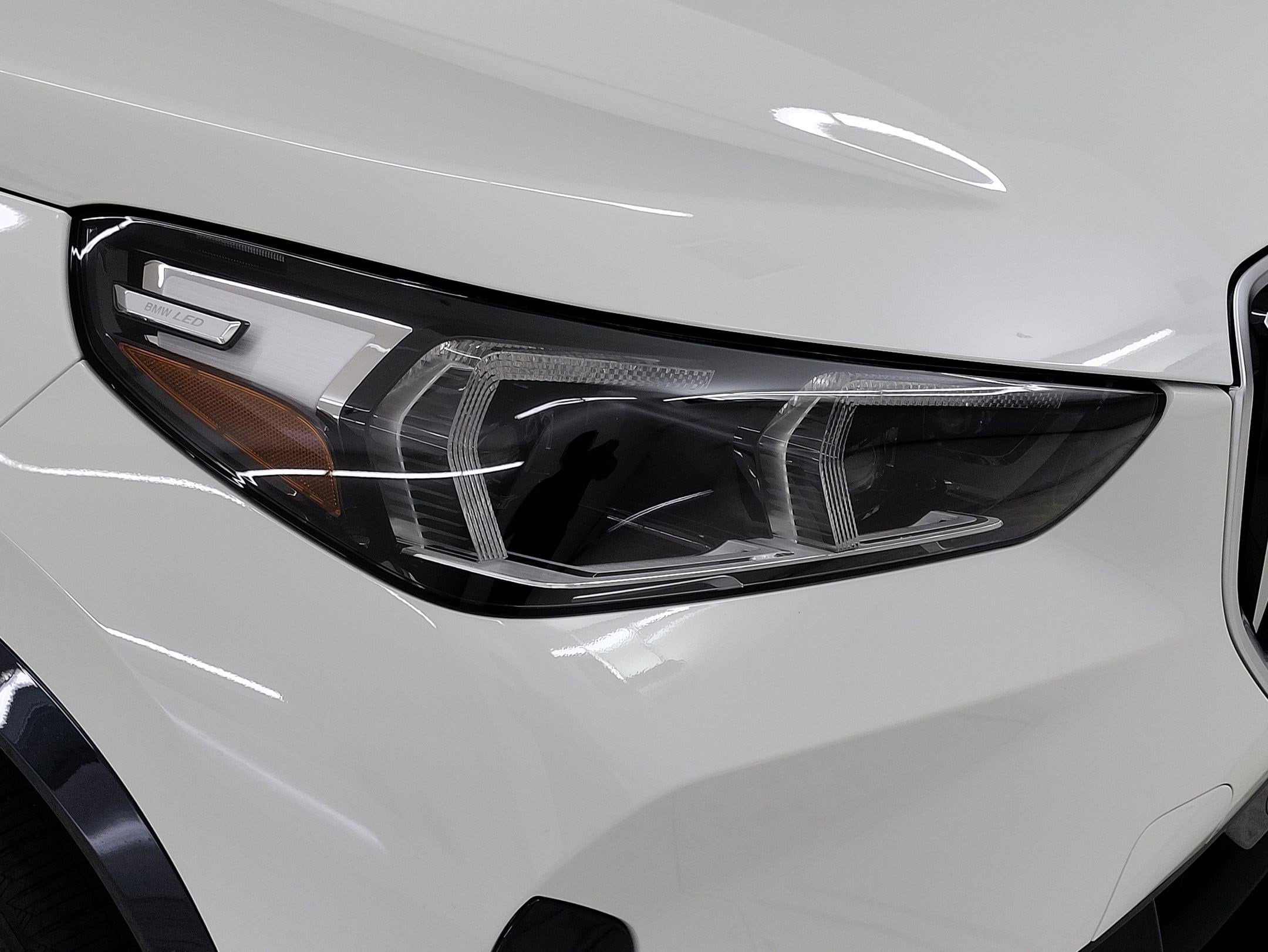 2026 BMW X1 xDrive28i photo 3