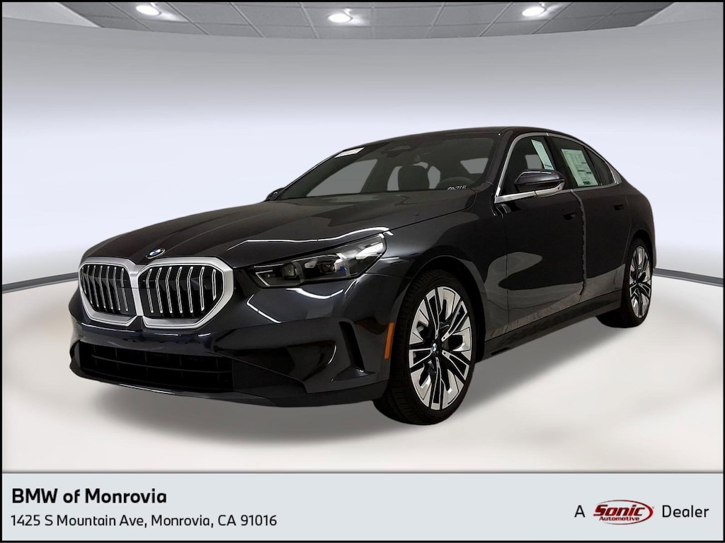 New 2026 BMW 530i Sedan