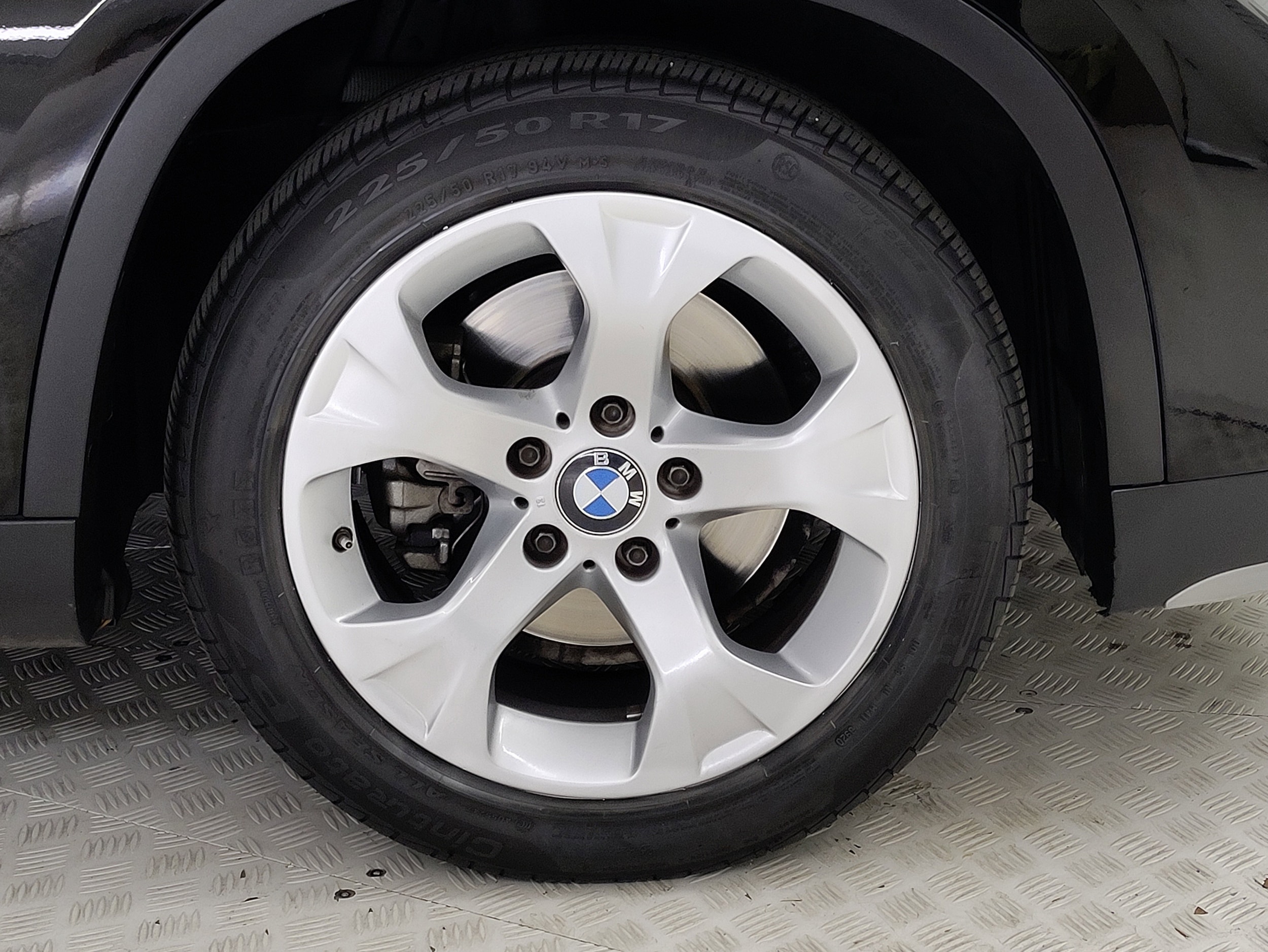 2015 Bmw X1 sDrive28i photo 3