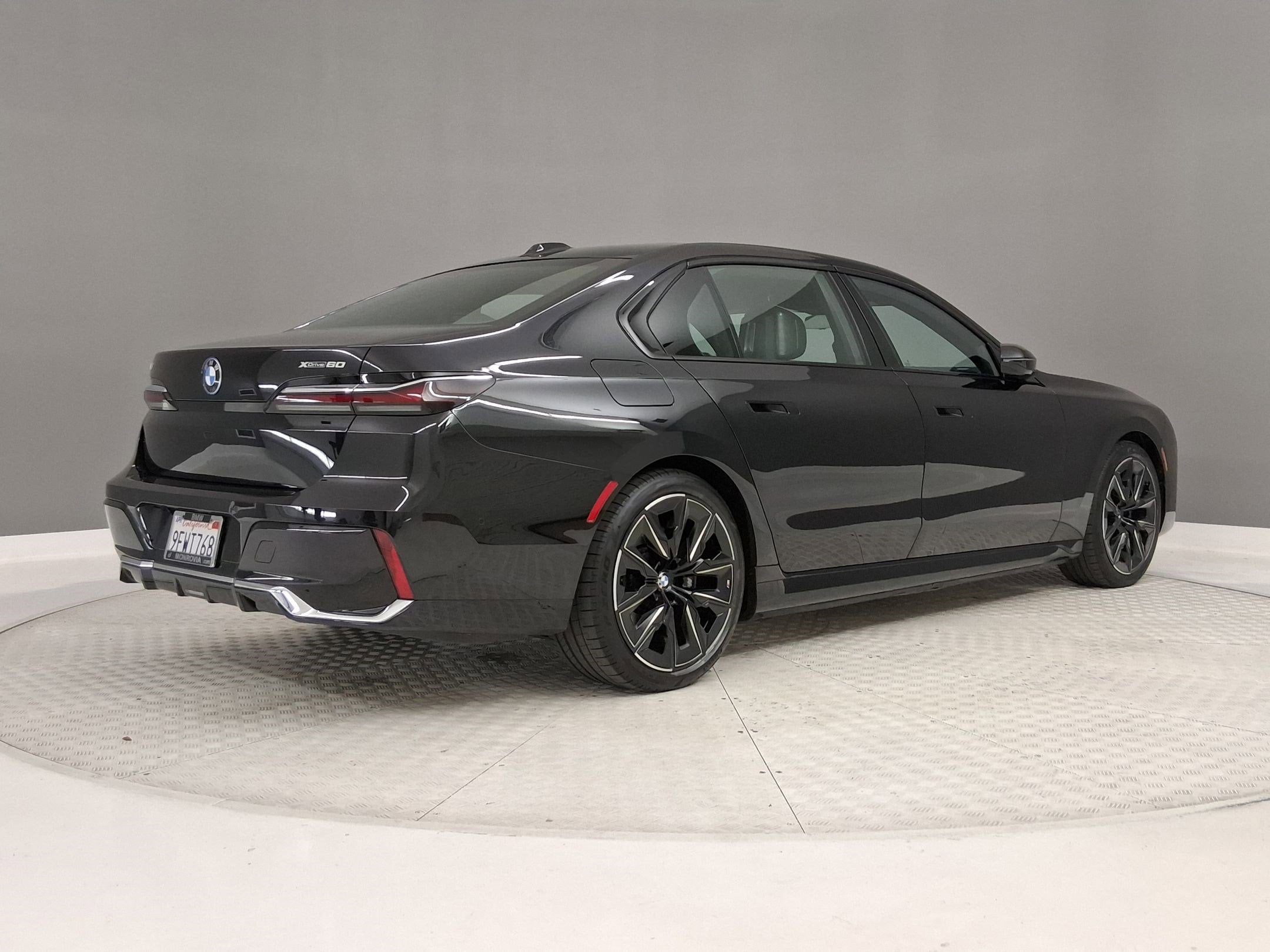 2023 BMW i7 xDrive60 photo 5