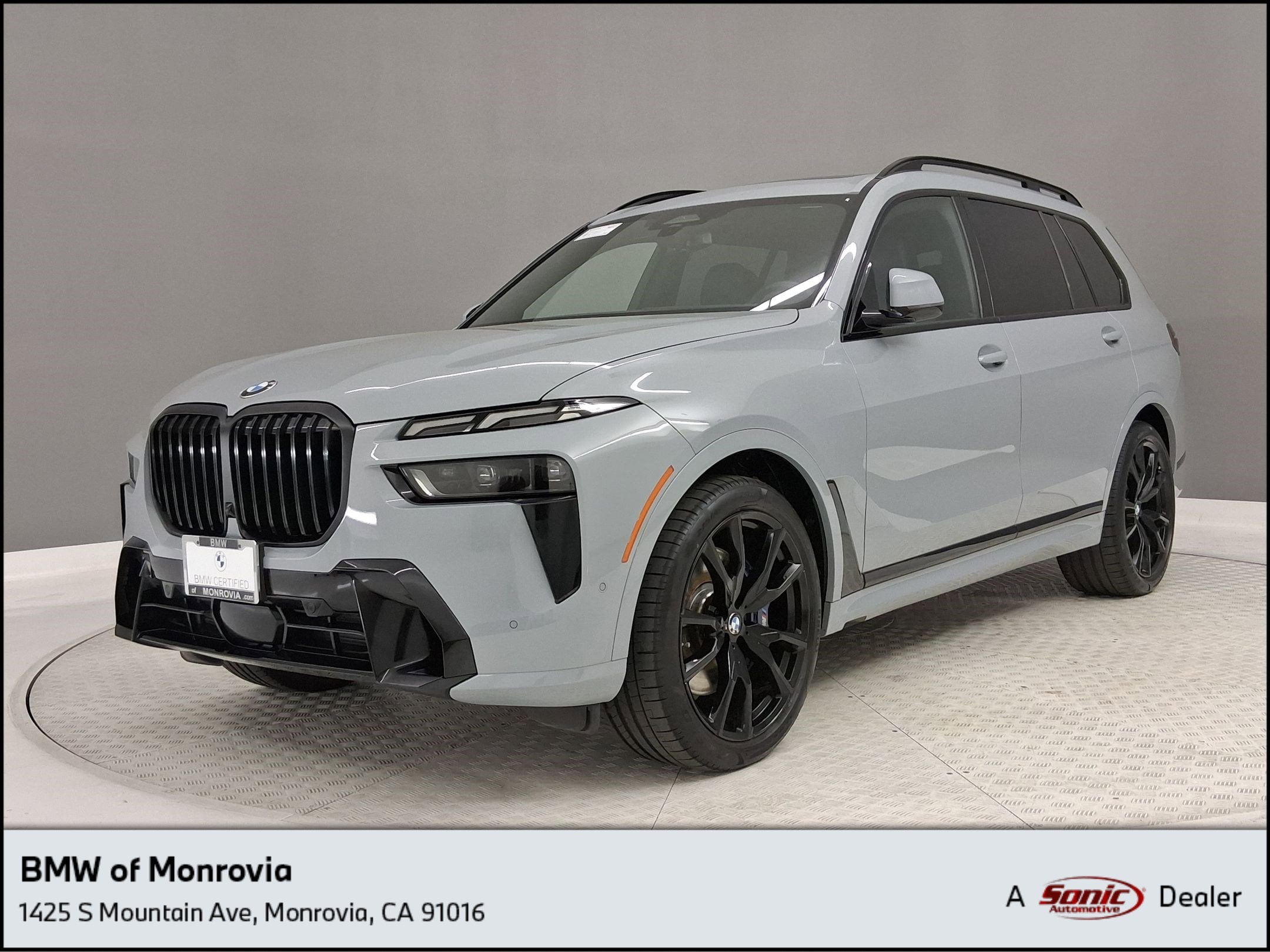 2023 BMW X7 xDrive40i's photo