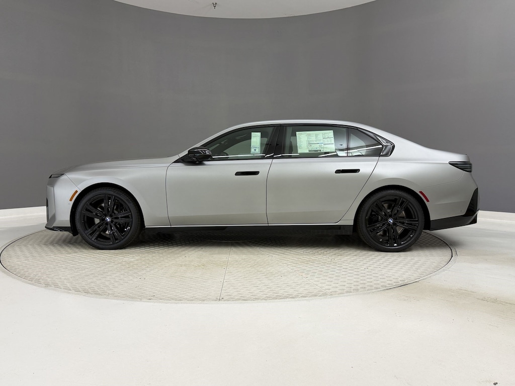 New 2027 BMW 740i Base Sedan