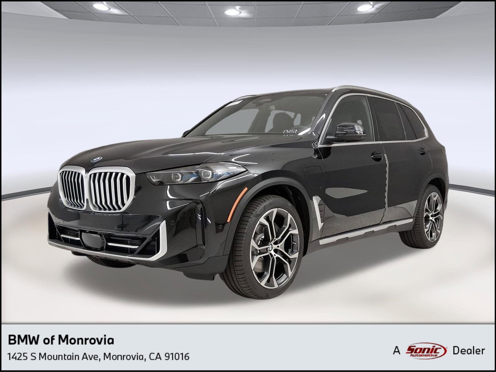 2026 BMW X5 xDrive50e's photo