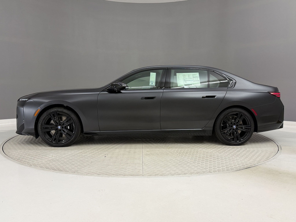 New 2027 BMW 740i Base Sedan