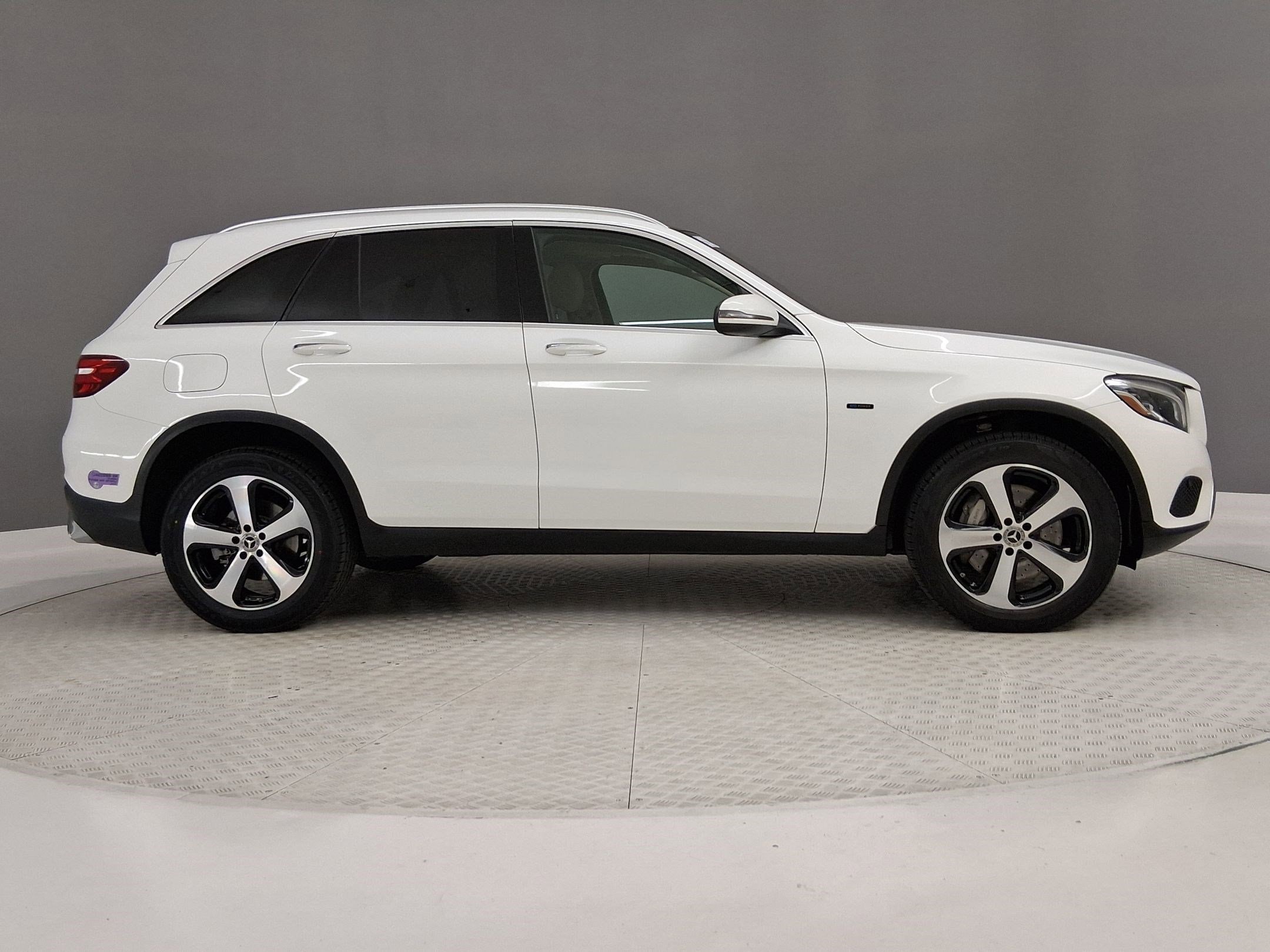 2019 Mercedes-Benz GLC 350e 4MATIC photo 5