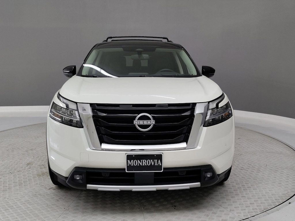 Used 2022 Nissan Pathfinder Platinum SUV