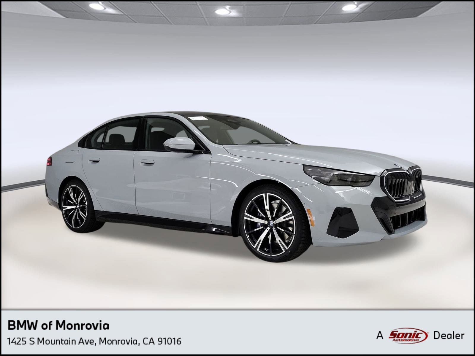 2026 BMW 5 Series 530i's photo