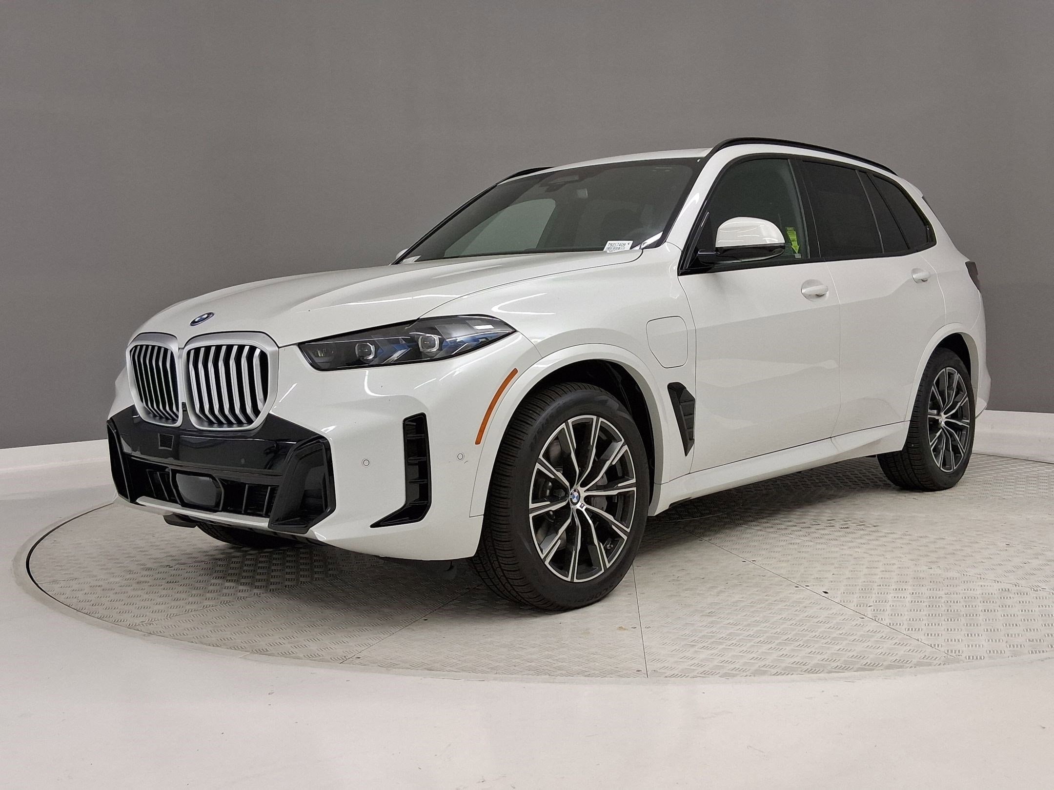 2026 BMW X5 50e - Photo 32
