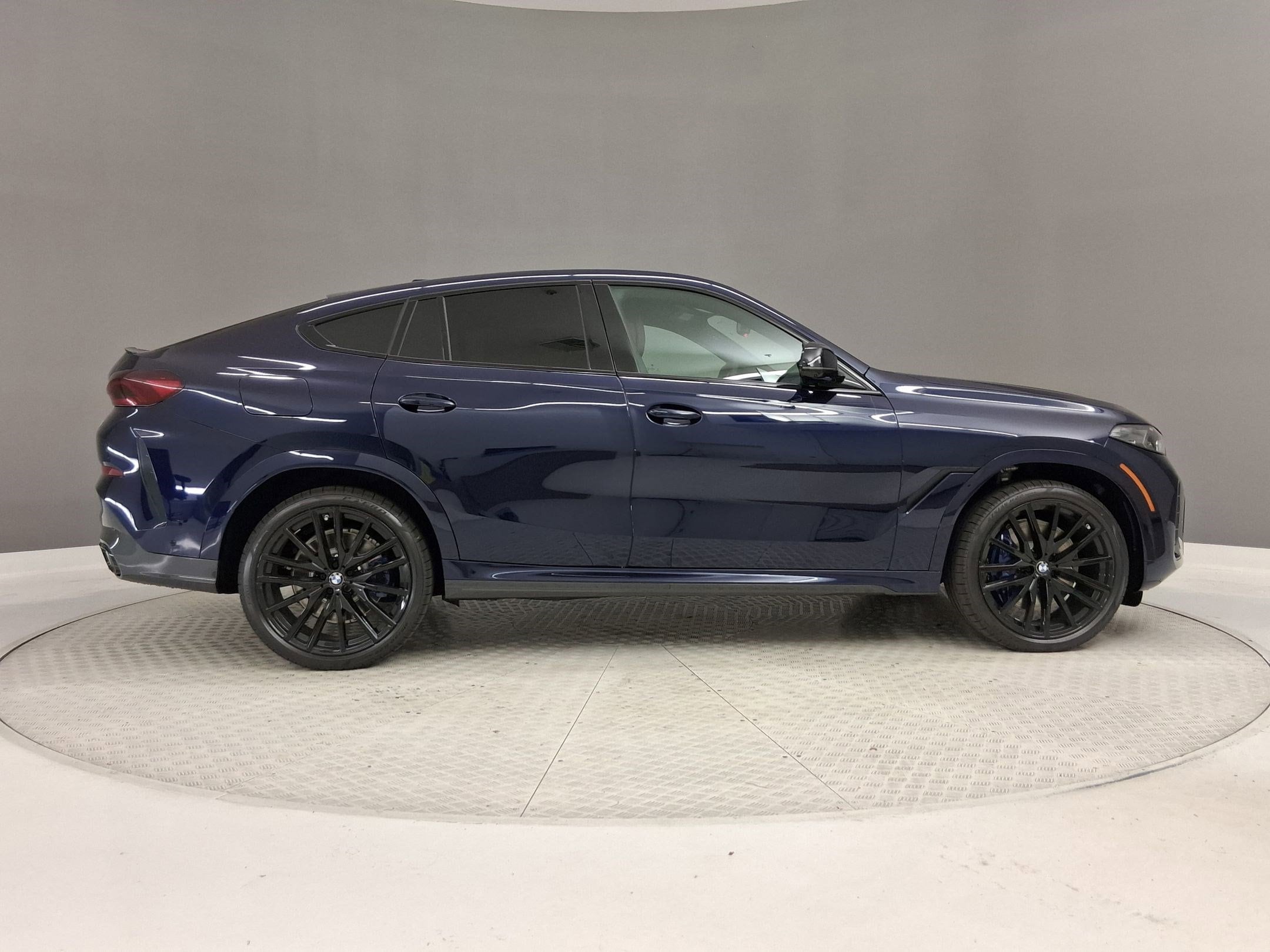 2027 BMW X6 M60i SUV