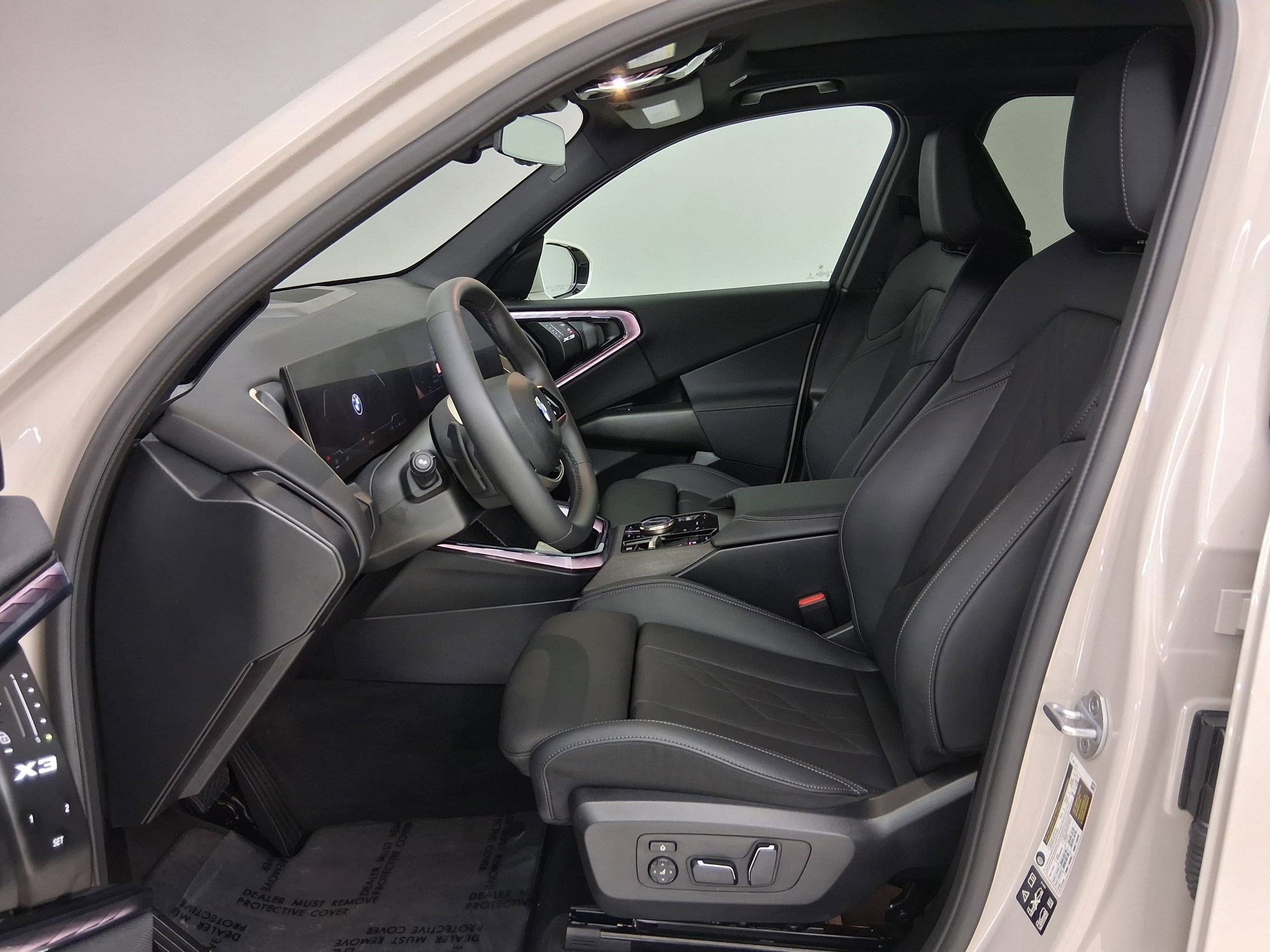 2025 BMW X3 30 xDrive photo 2