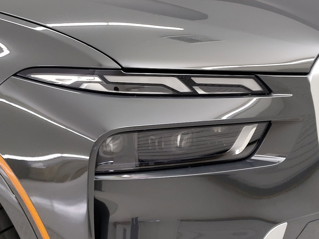 New 2026 BMW X7 xDrive40i SUV