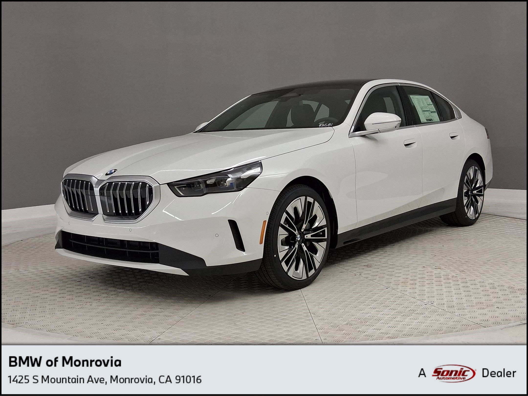 2027 BMW 5 Series 530i Sedan's photo