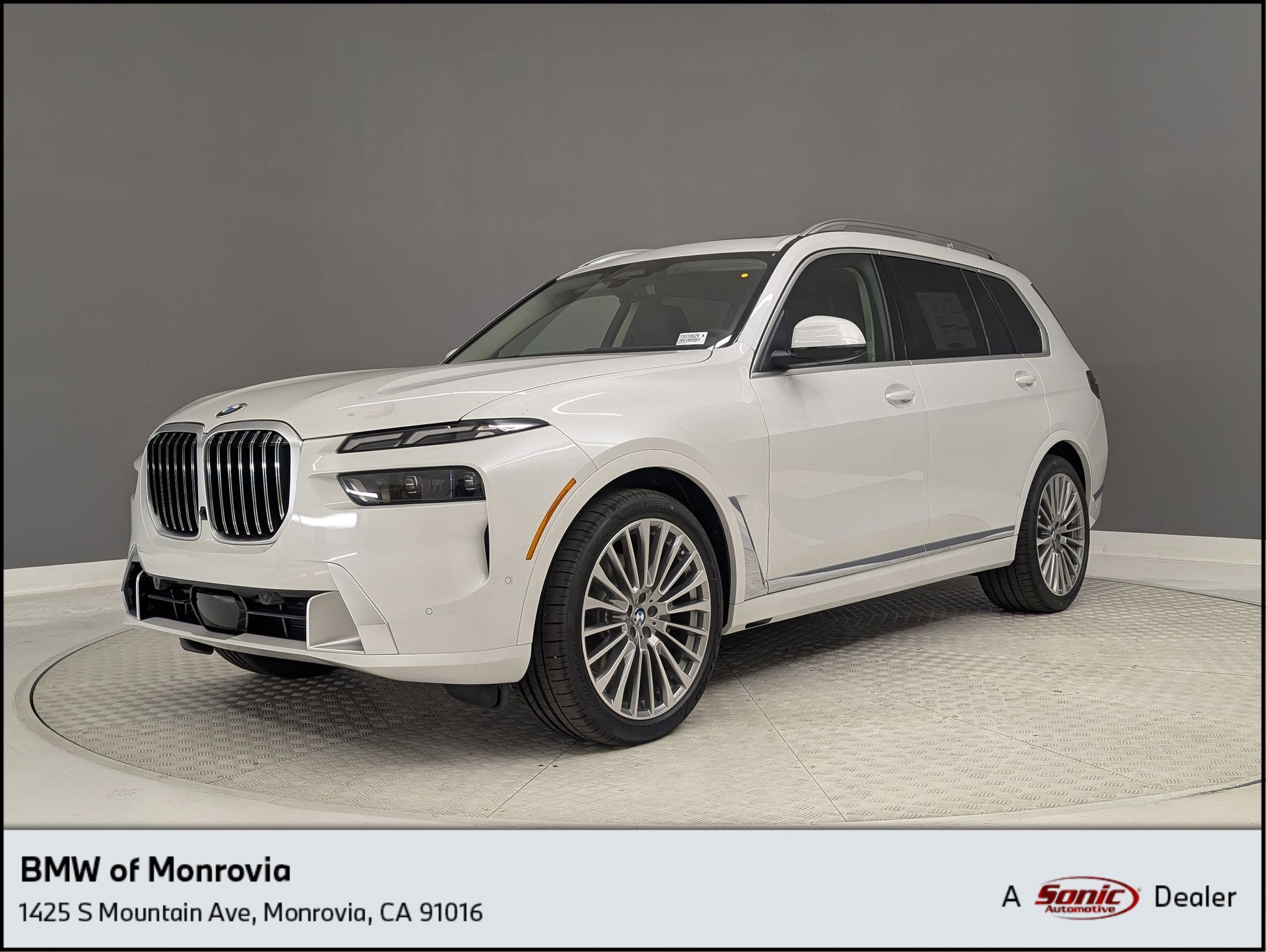 2026 BMW X7 40i's photo