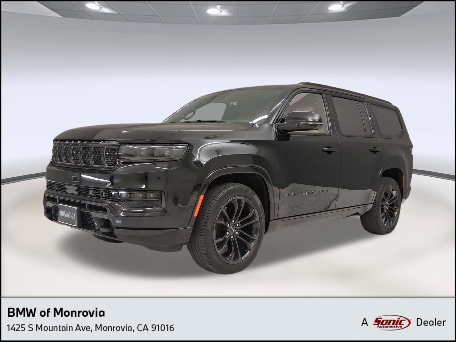 2023 Jeep Grand Wagoneer Series III Obsidian 4WD's photo