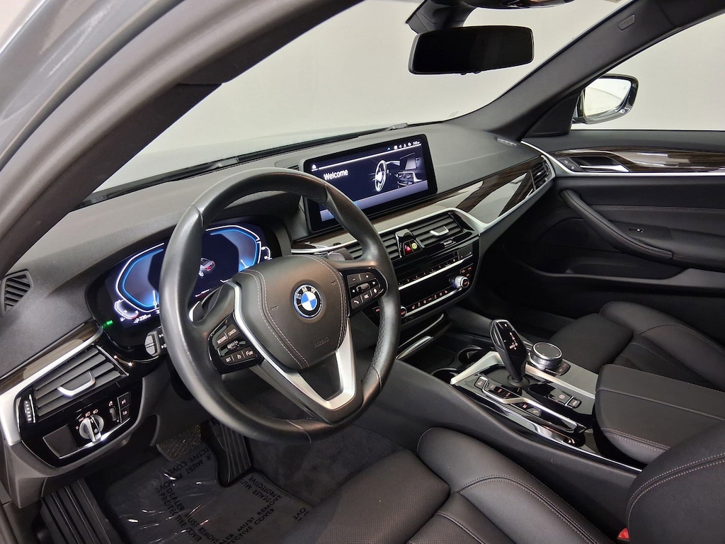 Certified 2023 BMW 530e Sedan