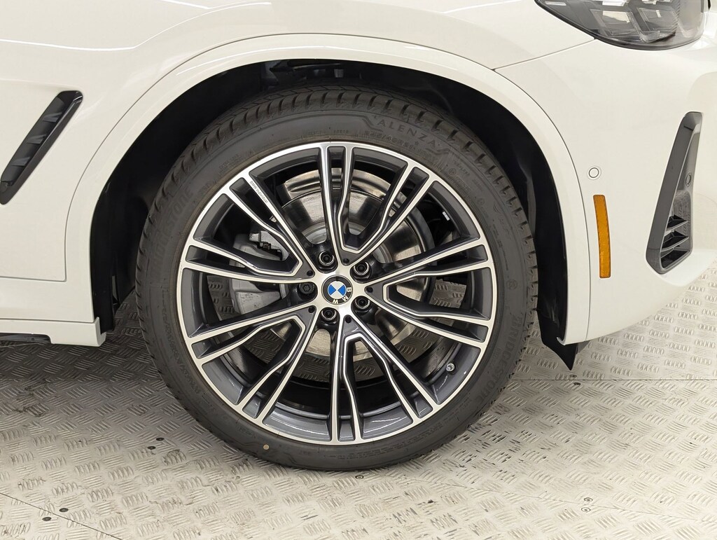 New 2025 BMW X4 xDrive30i SUV