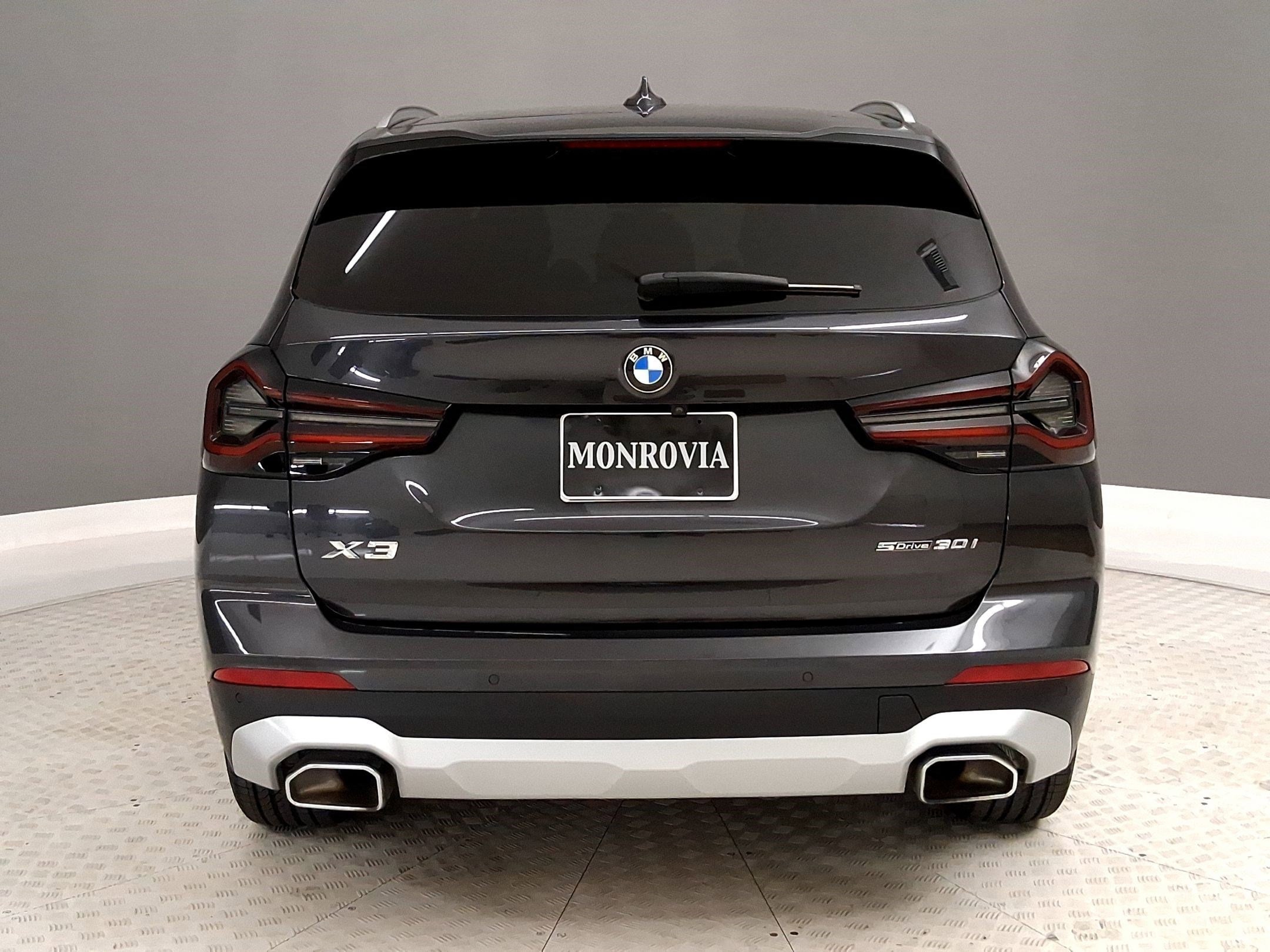 2023 BMW X3 sDrive30i photo 3