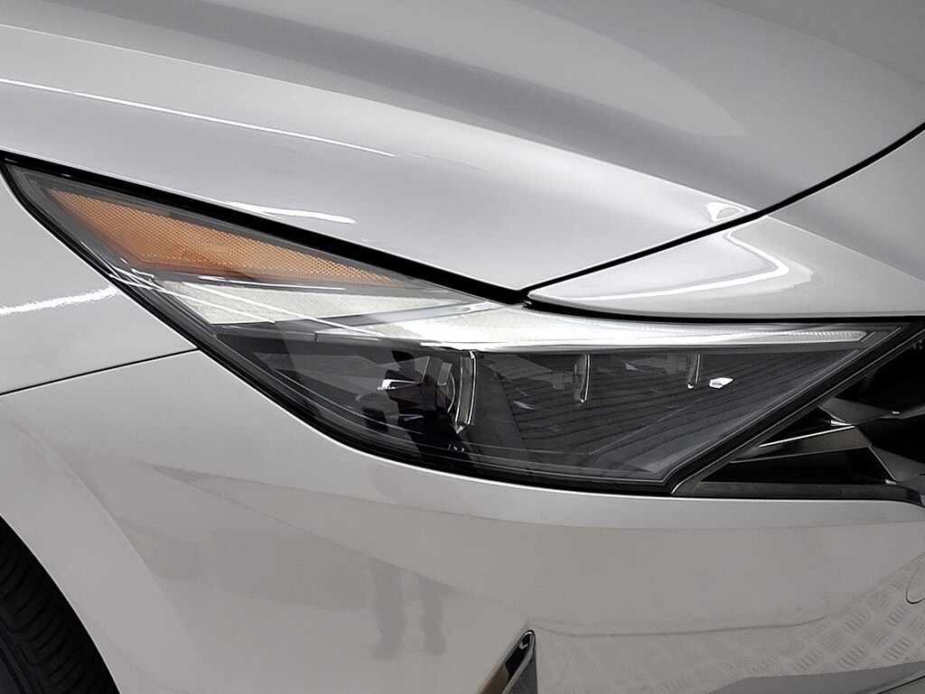 Used 2023 Hyundai Elantra Limited Sedan