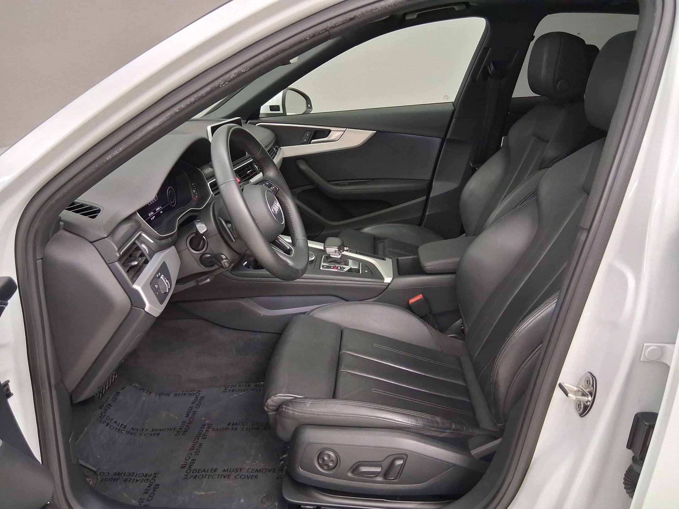 2019 Audi A4 2.0T Premium Plus photo 3