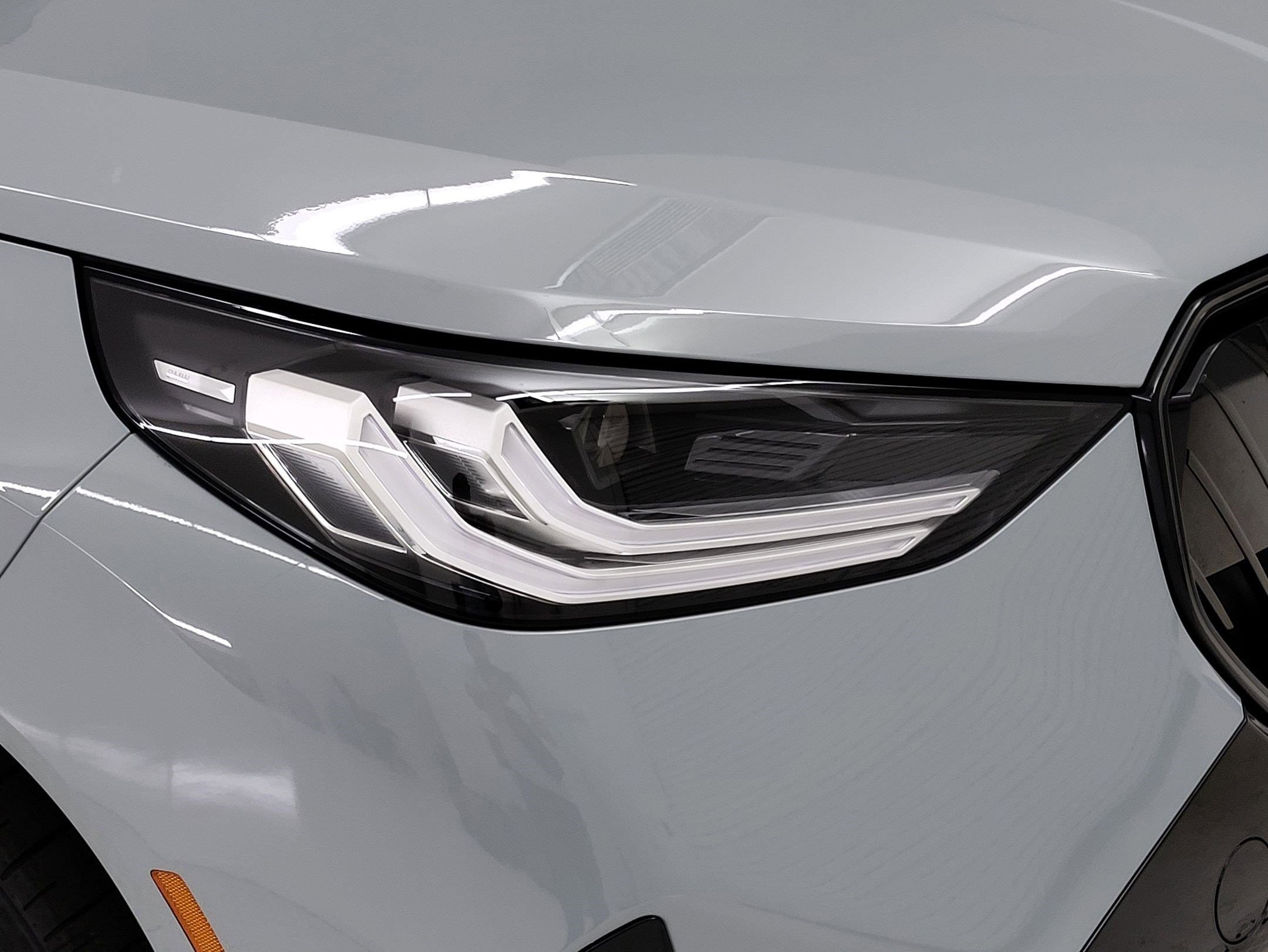 2026 BMW X3 30 xDrive photo 2