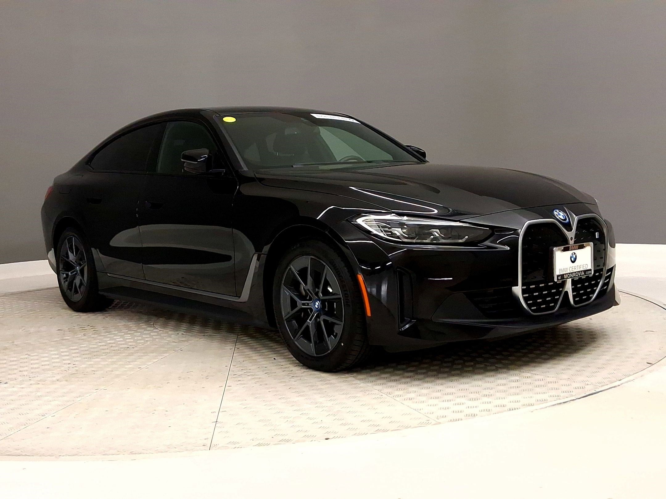 2023 BMW i4 eDrive35 photo 4