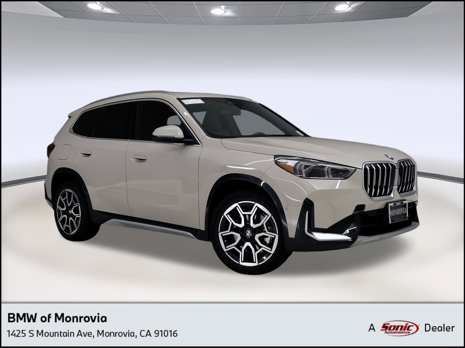 2026 BMW X1 28i's photo